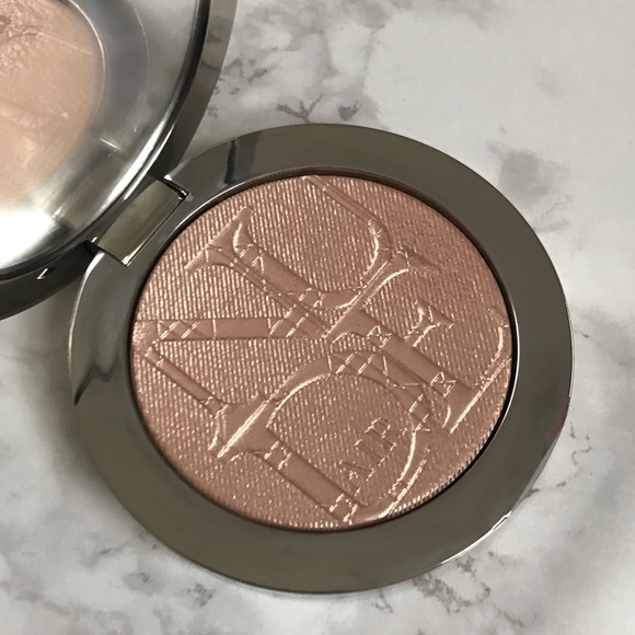 dior air luminizer 001